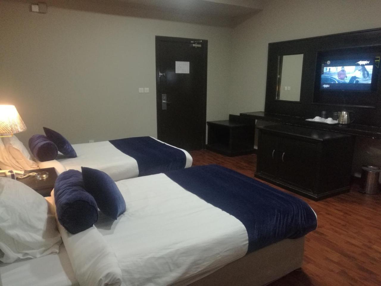 Mirador Hotel Manama Luaran gambar